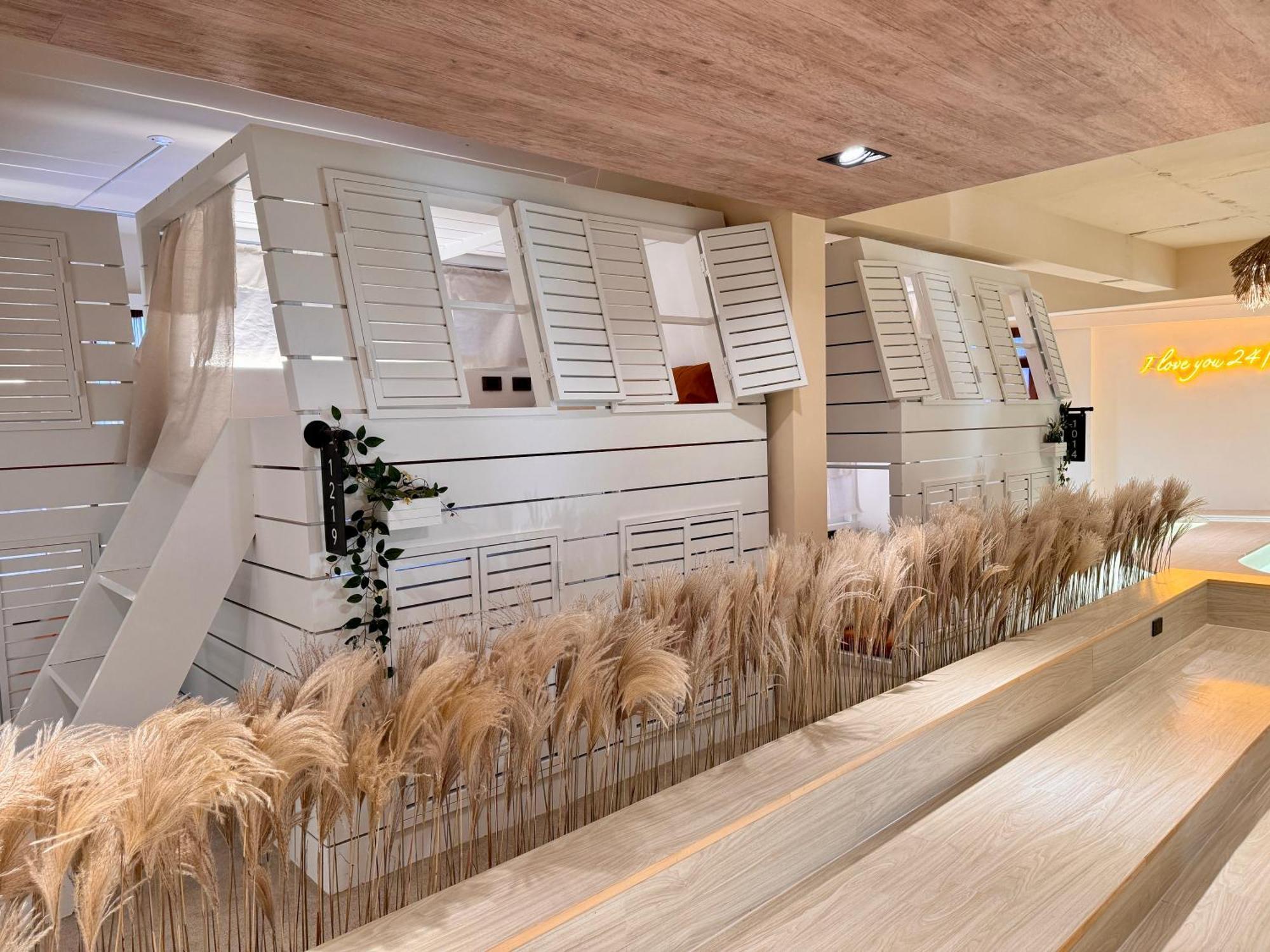 Perbed Hostel-Taichung Station Екстериор снимка