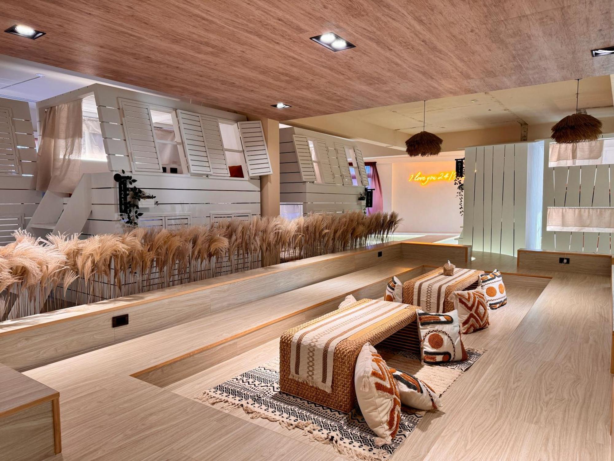 Perbed Hostel-Taichung Station Екстериор снимка