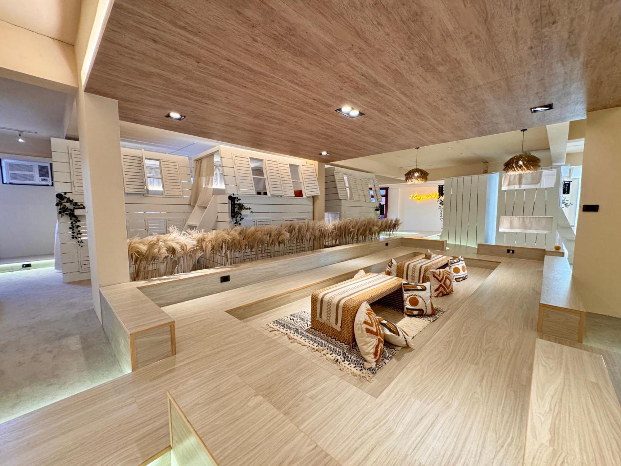 Perbed Hostel-Taichung Station Екстериор снимка