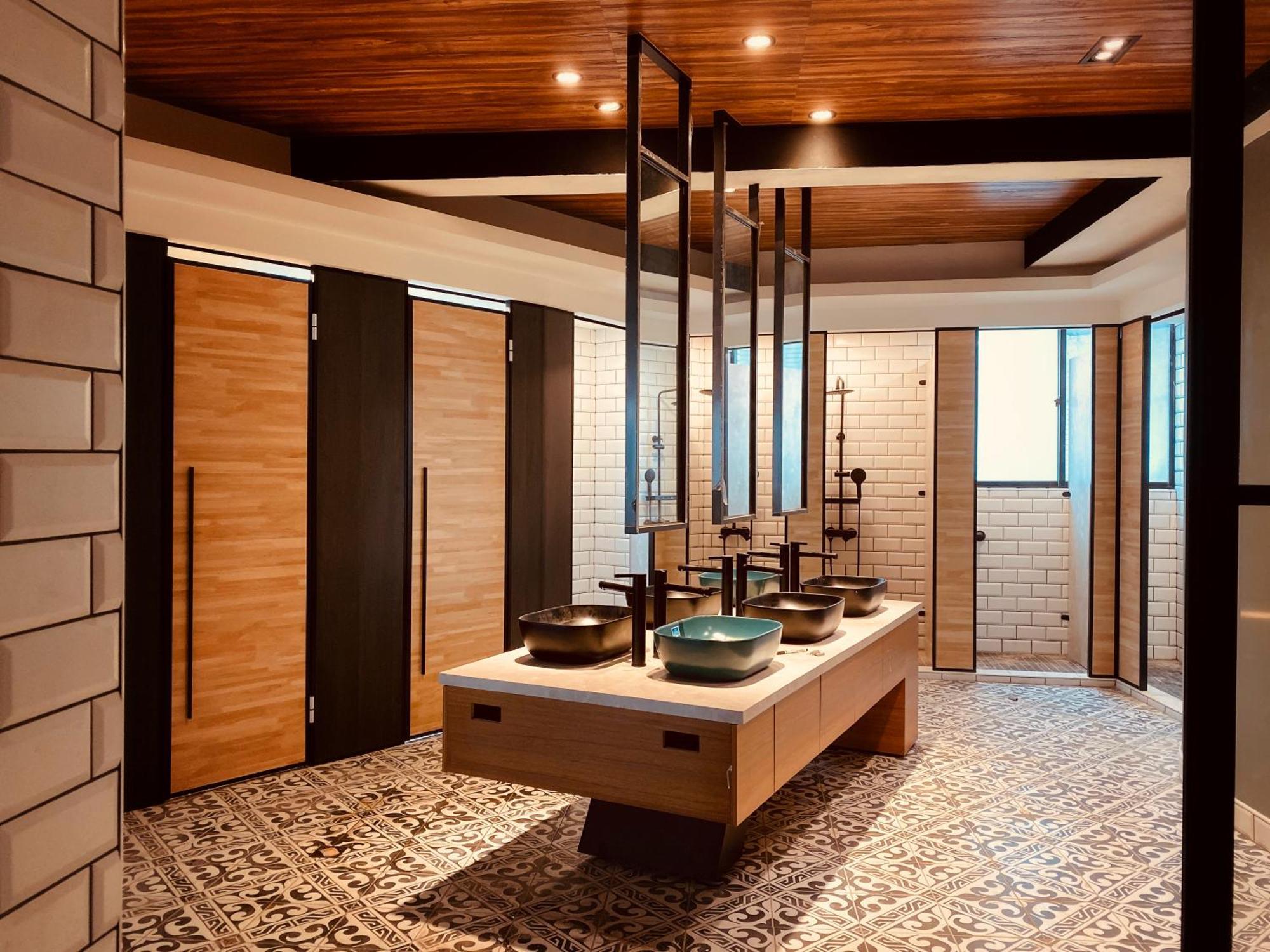 Perbed Hostel-Taichung Station Екстериор снимка