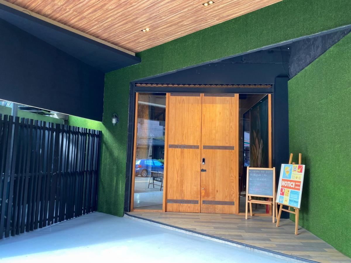 Perbed Hostel-Taichung Station Екстериор снимка